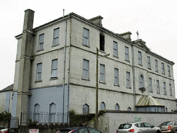 Old convent on Church Avenue before refurbishment