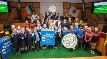 Primary school students attending the travel cluster meeting in laois chambers